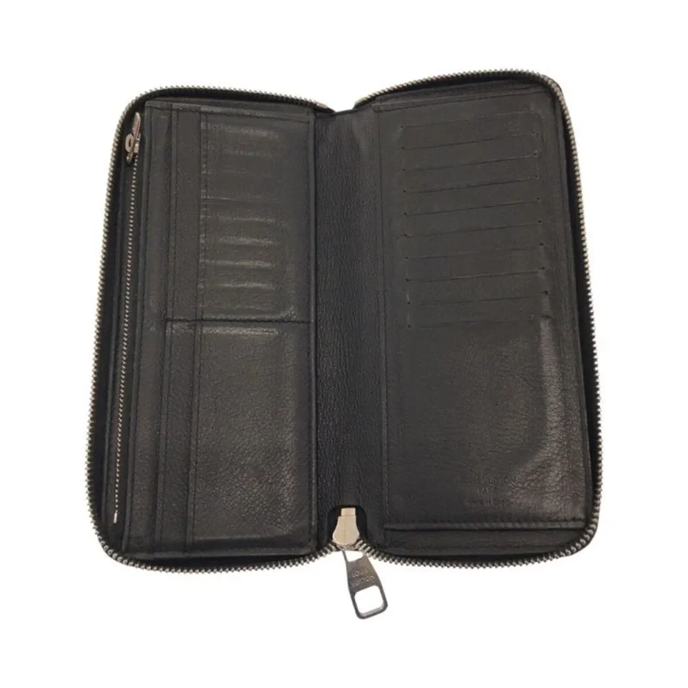 Louis Vuitton Zippy Wallet Vertical